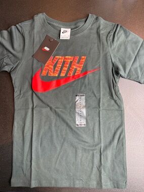 NWT Kith Kids x Nike Tiger Tee M Black Spruce Graphic Swoosh Shirt